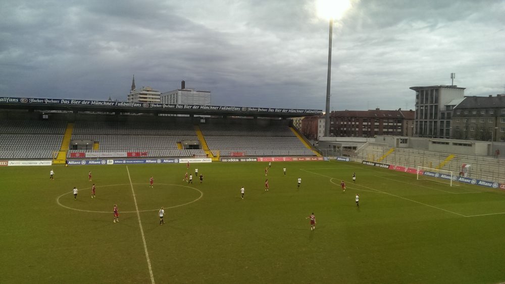 FC Bayern München Frauen - SC Freiburg 5:0, Stadion an der Grünwalderstraße, HGK