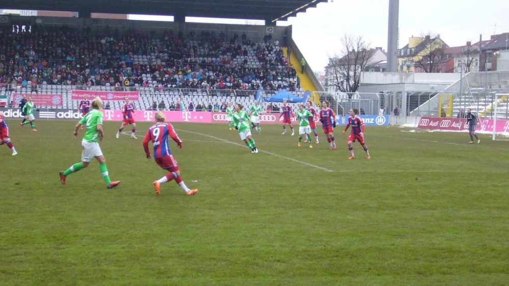FC Bayern München Frauen - VfL Wolfsburg 0:0, 22.2.2015