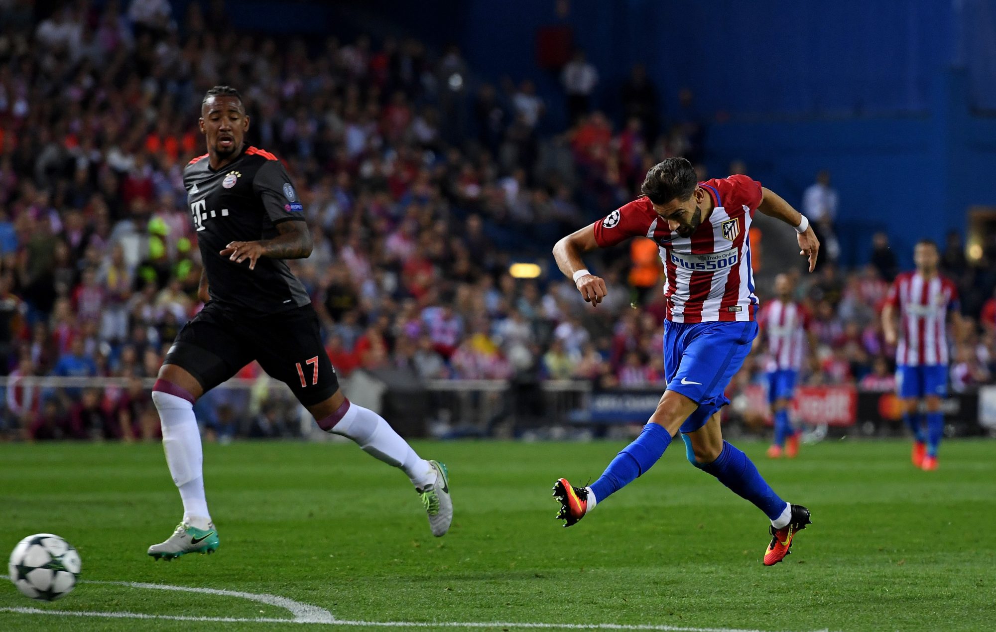 Carrasco trifft ins lange Eck (Photo by David Ramos/Getty Images)