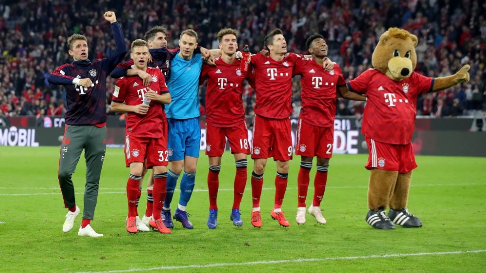 MUNICH, GERMANY - APRIL 06: Players of Muenchen celebrate after winning the Bundesliga match between FC Bayern Muenchen and Borussia Dortmund at Allianz Arena on April 06, 2019 in Munich, Germany. (Photo by Alexander Hassenstein/Bongarts/Getty Images)