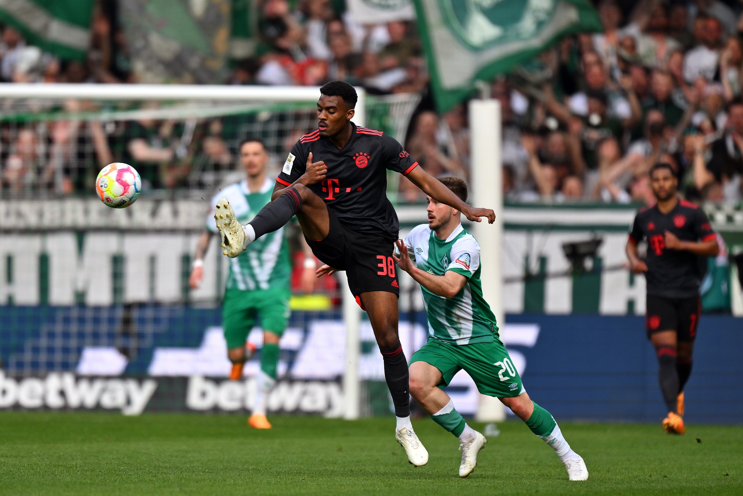 Mit Kampfsieg im Meisterkampf FC Bayern München – Werder Bremen 21