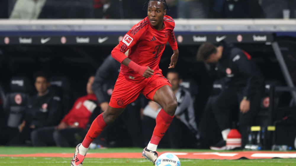 Mathys Tel im Dress des FC Bayern