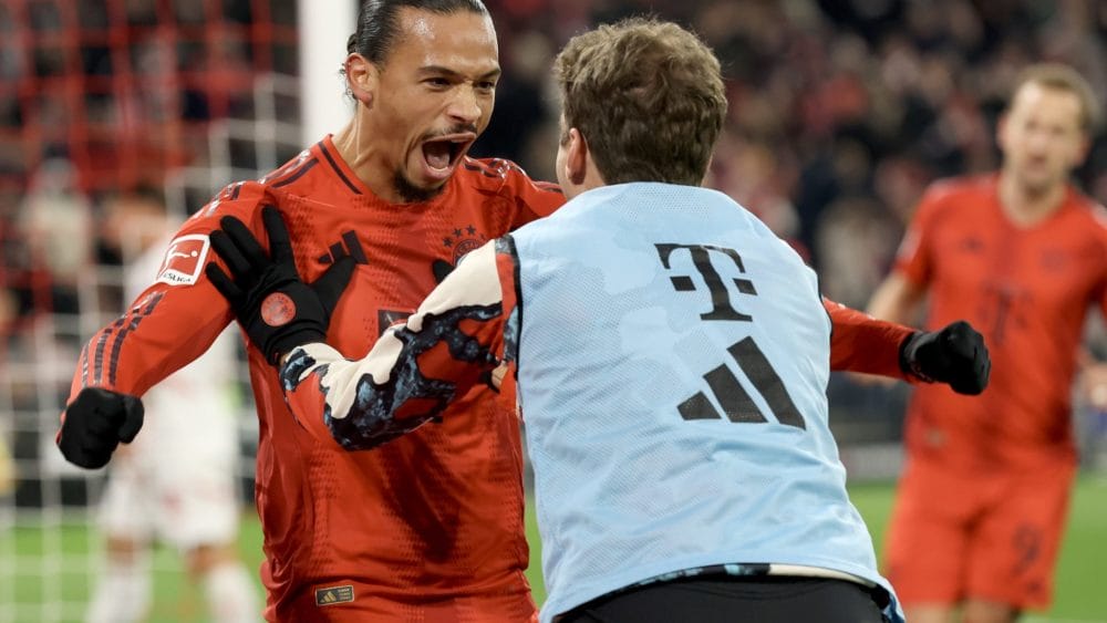 Leroy Sané und Thomas Müller (FC Bayern)