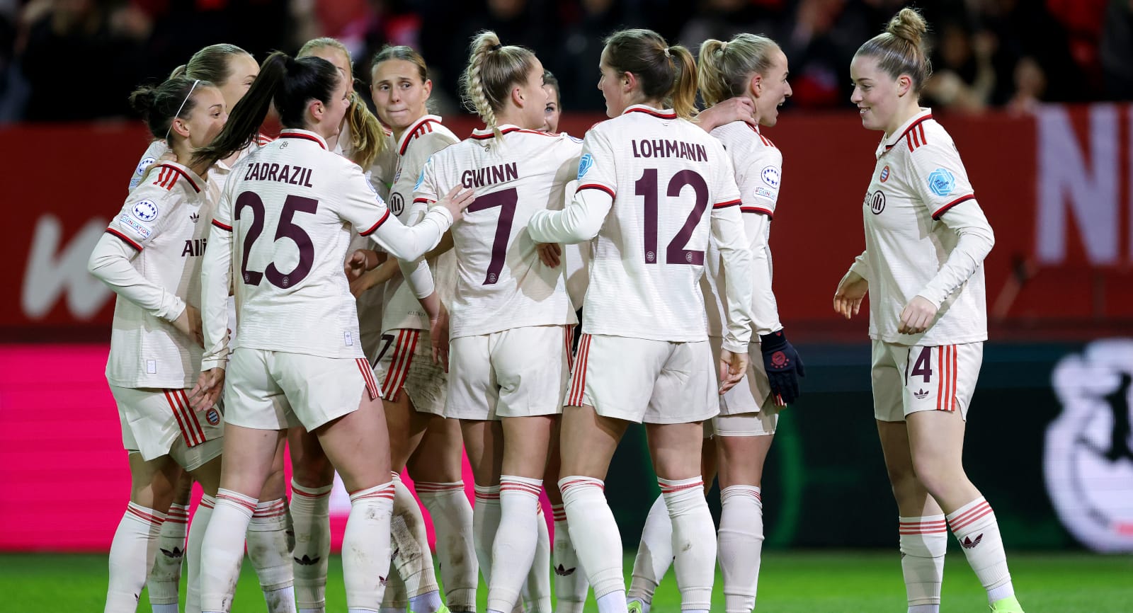 FC Bayern Frauen siegreich gegen Juventus Turin in der Champions League