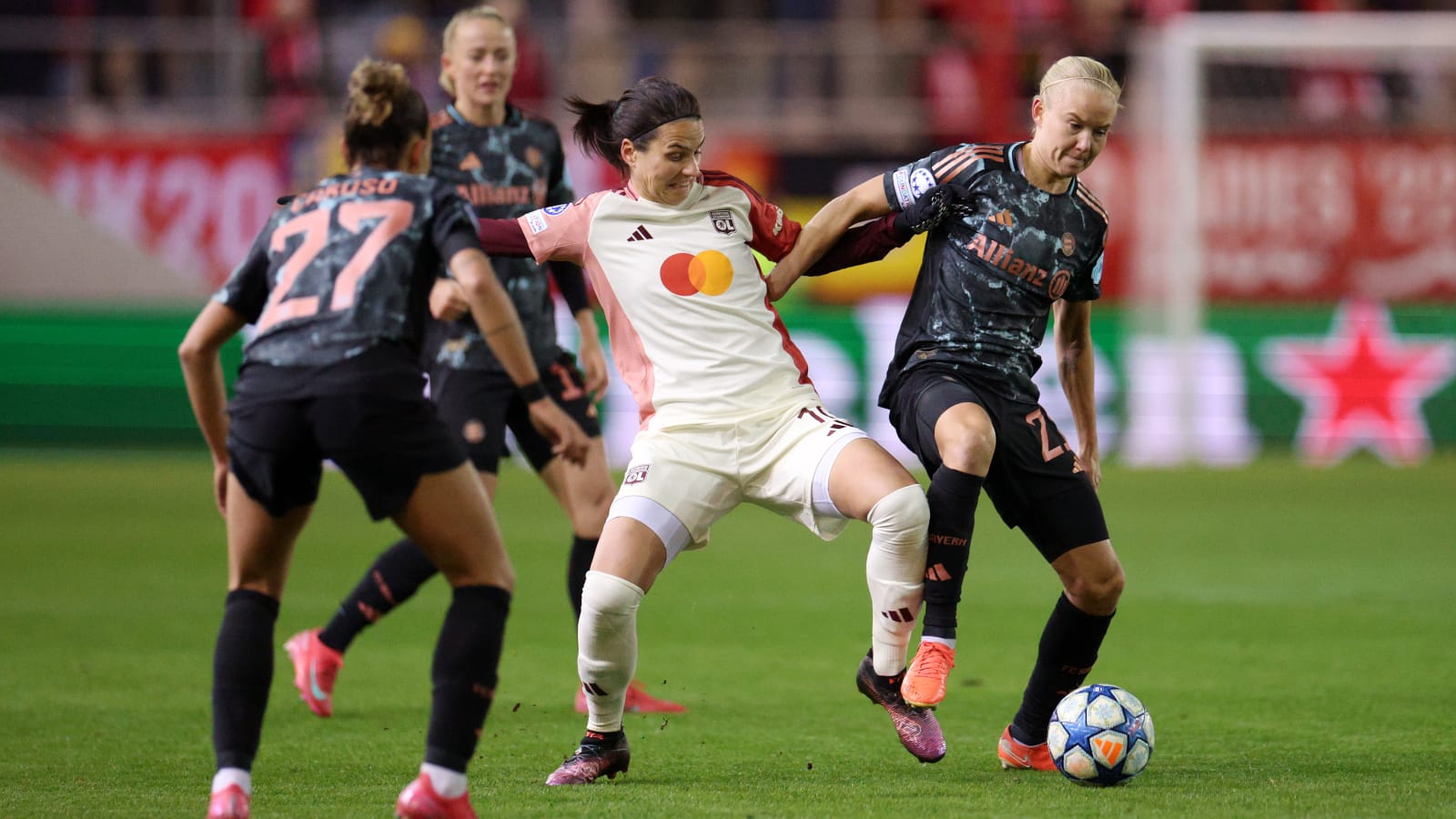 FC Bayern Frauen gegen Lyon