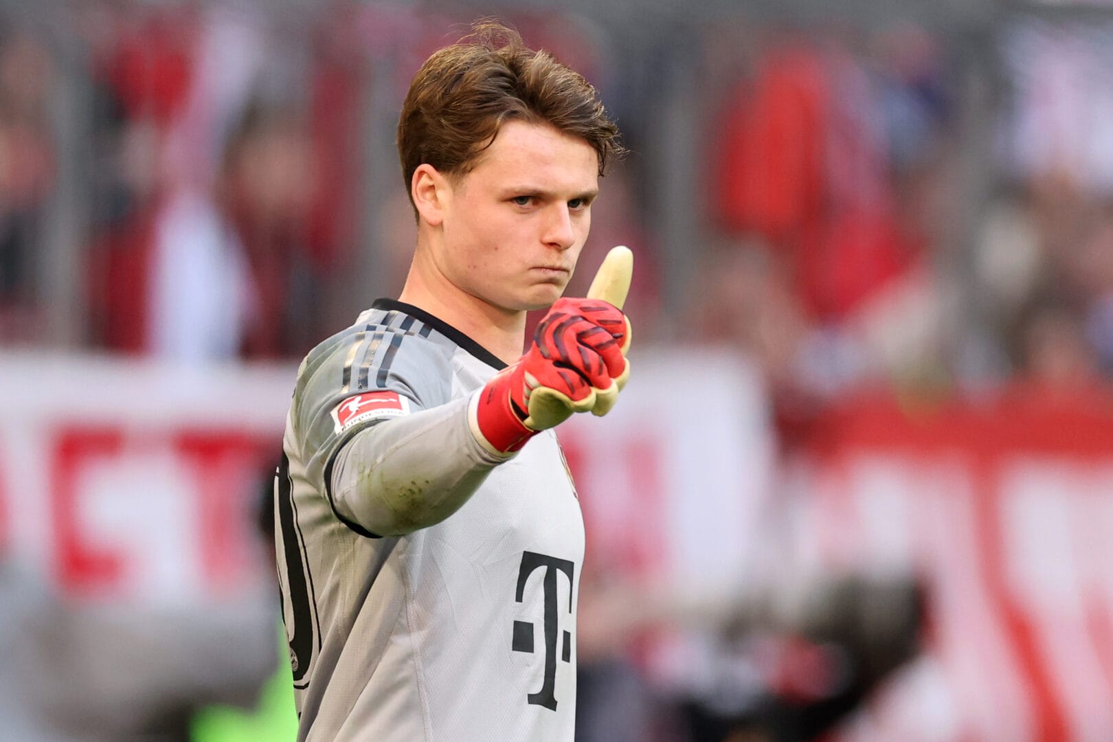 Jonas Urbig (FC Bayern)