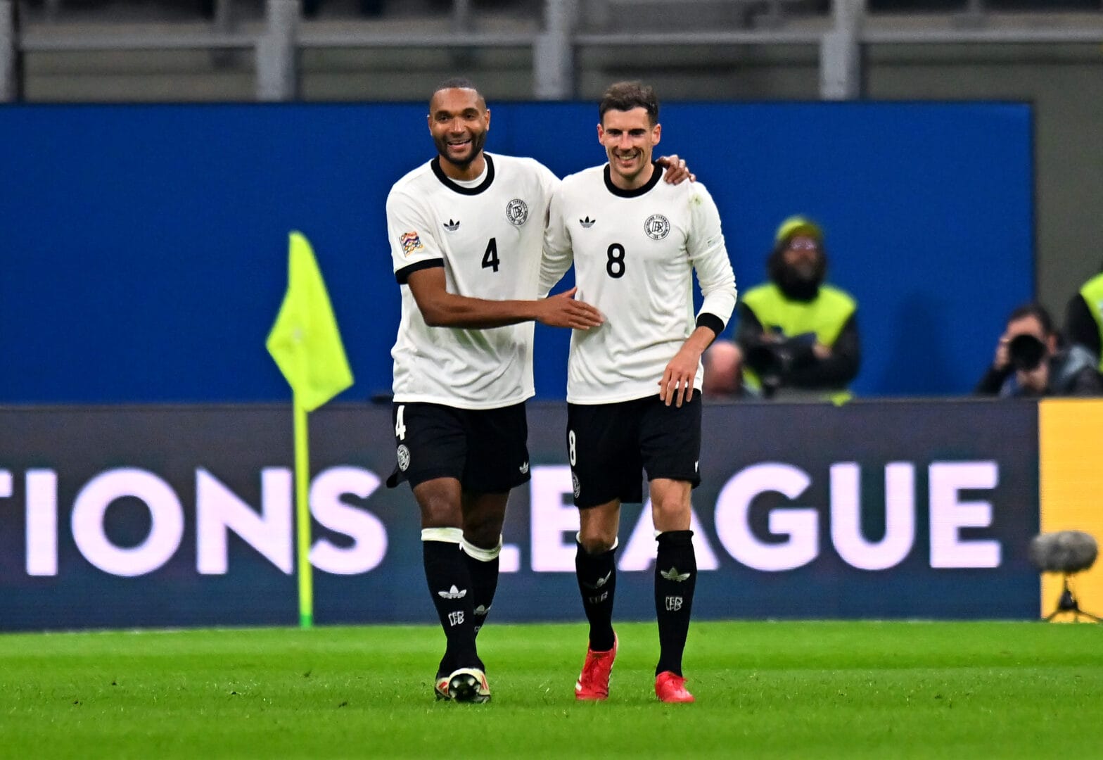 Jonathan Tah und Leon Goretzka