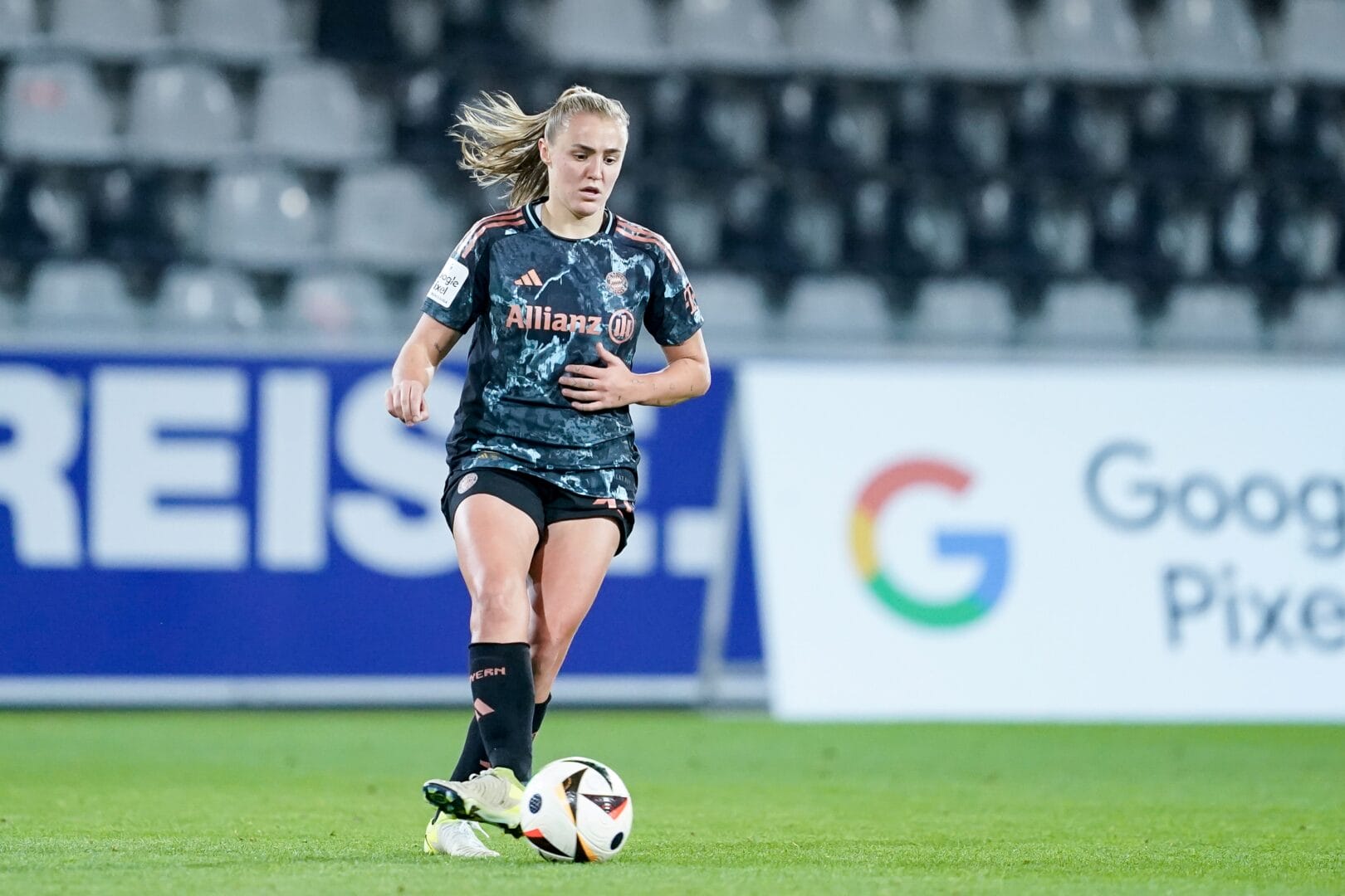 Georgia Stanway fehlt den FC Bayern Frauen aktuell verletzungsbedingt.