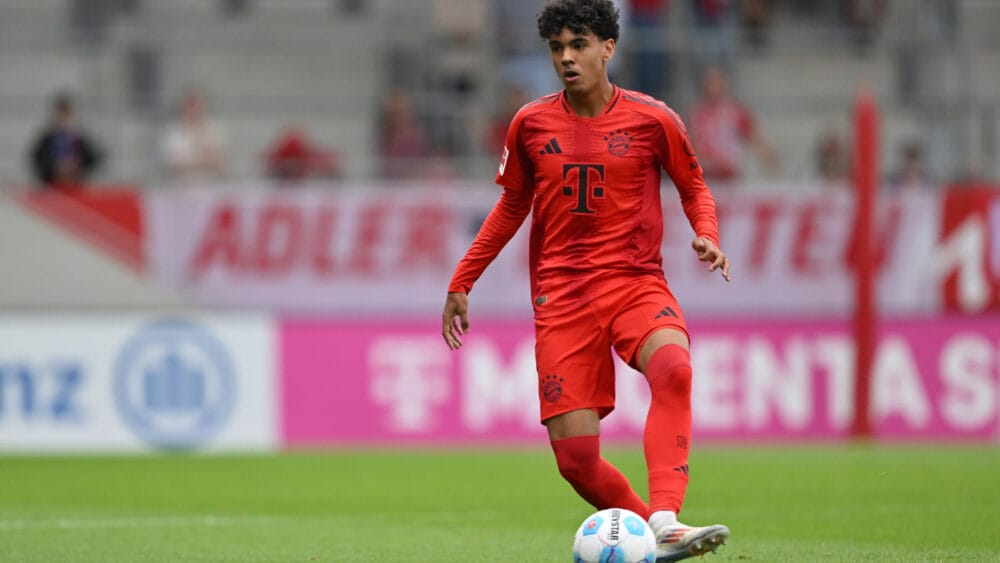 Linksverteidger Adam Aznou (FC Bayern)
