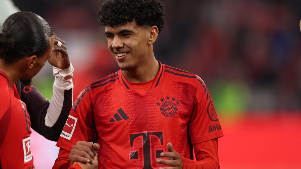 Adam Aznou (FC Bayern München)