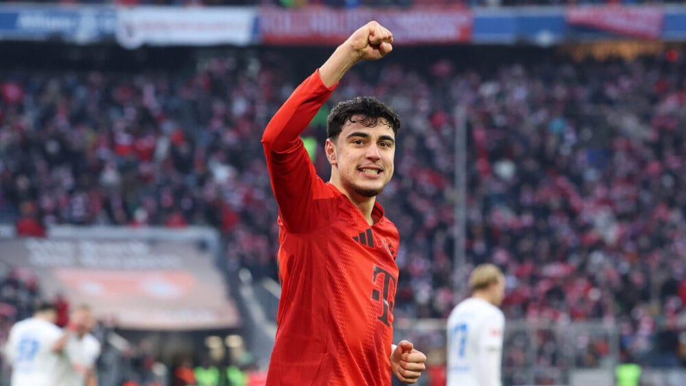 Aleksandar Pavlovic (FC Bayern)