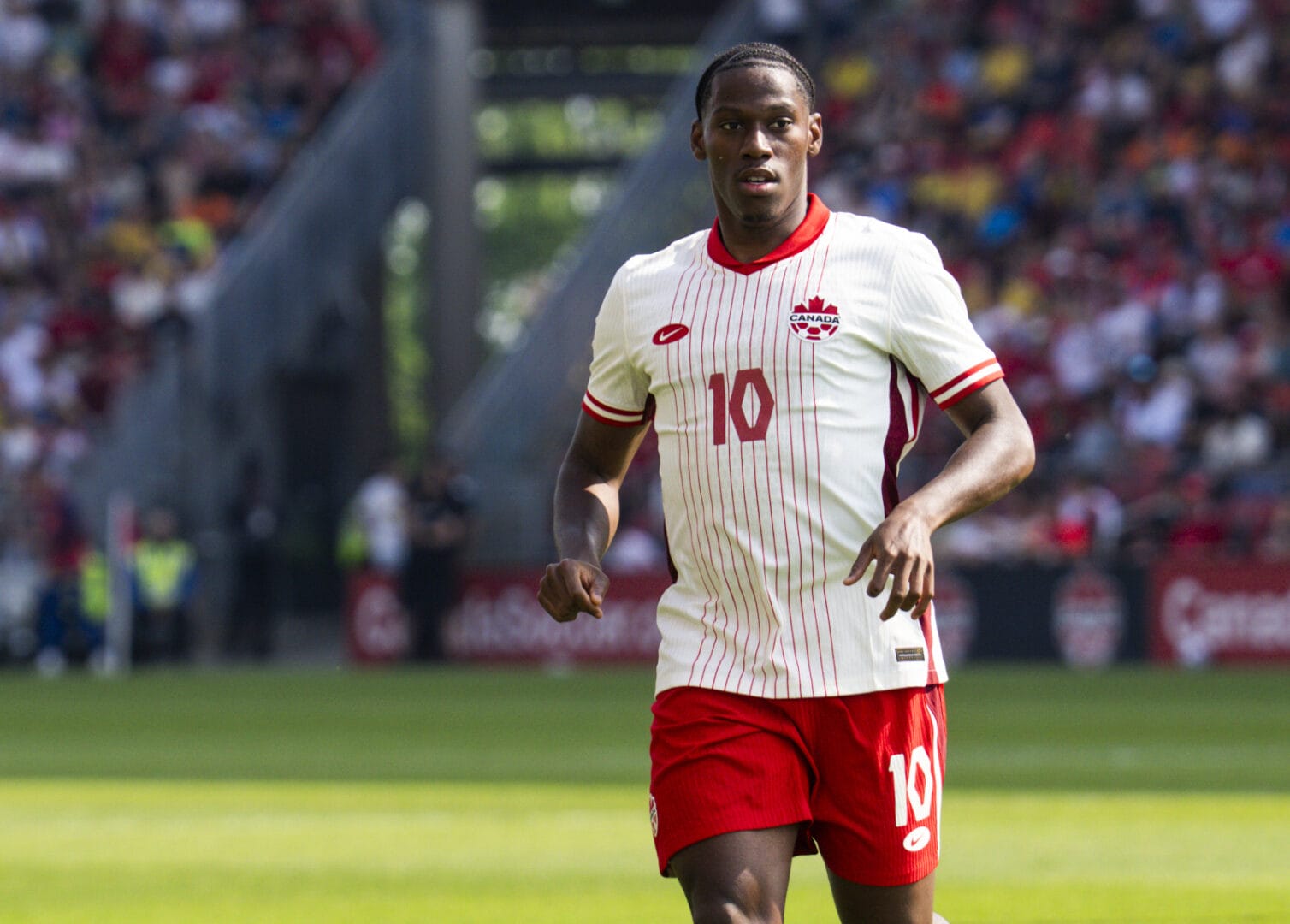 Jonathan David // FC Bayern