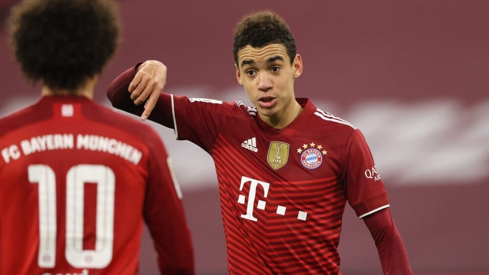 Jamal Musiala könnte beim FC Bayern die Rückennummer 10 übernehmen