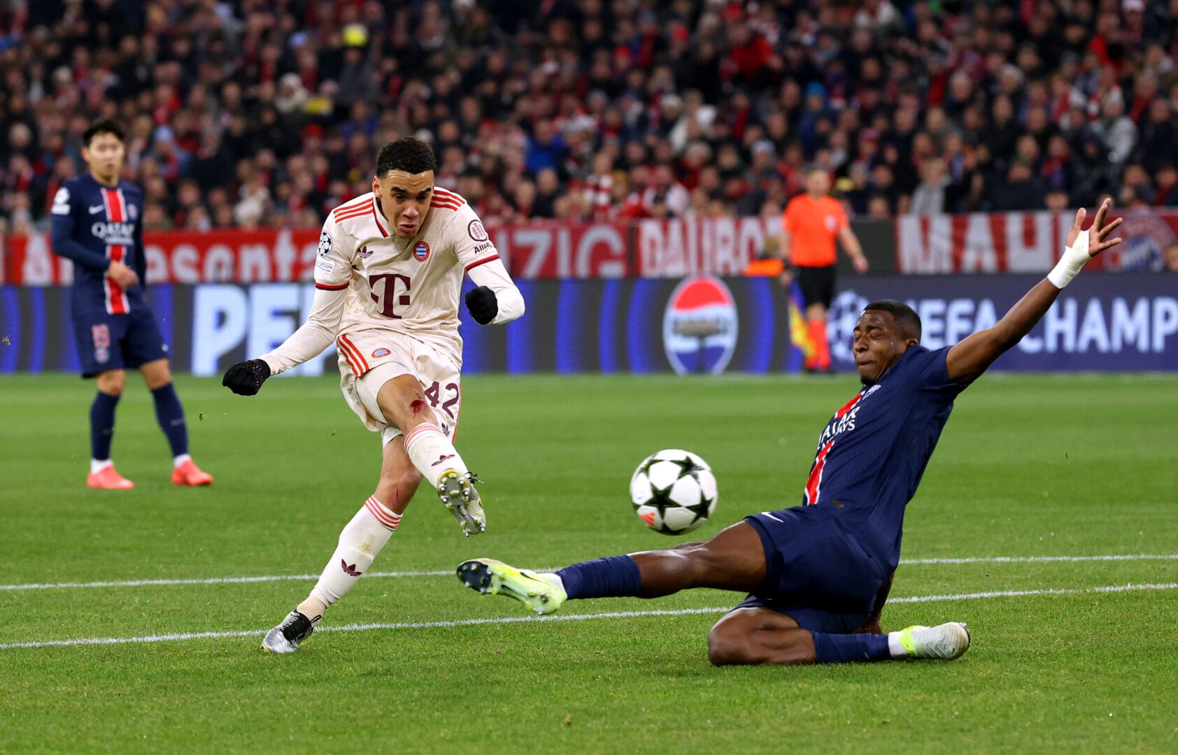 Der FC Bayern trifft bei der Klub-WM auf PSG