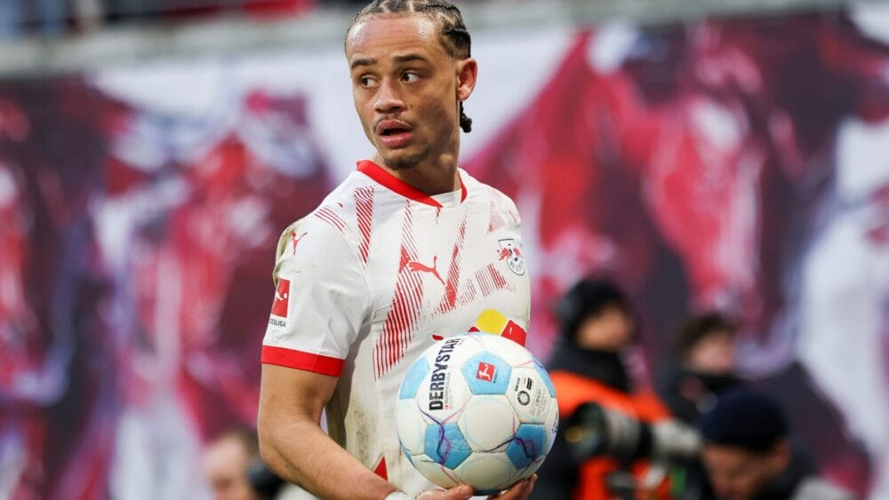 FC Bayern: Xavi Simons als Sané-Ersatz?