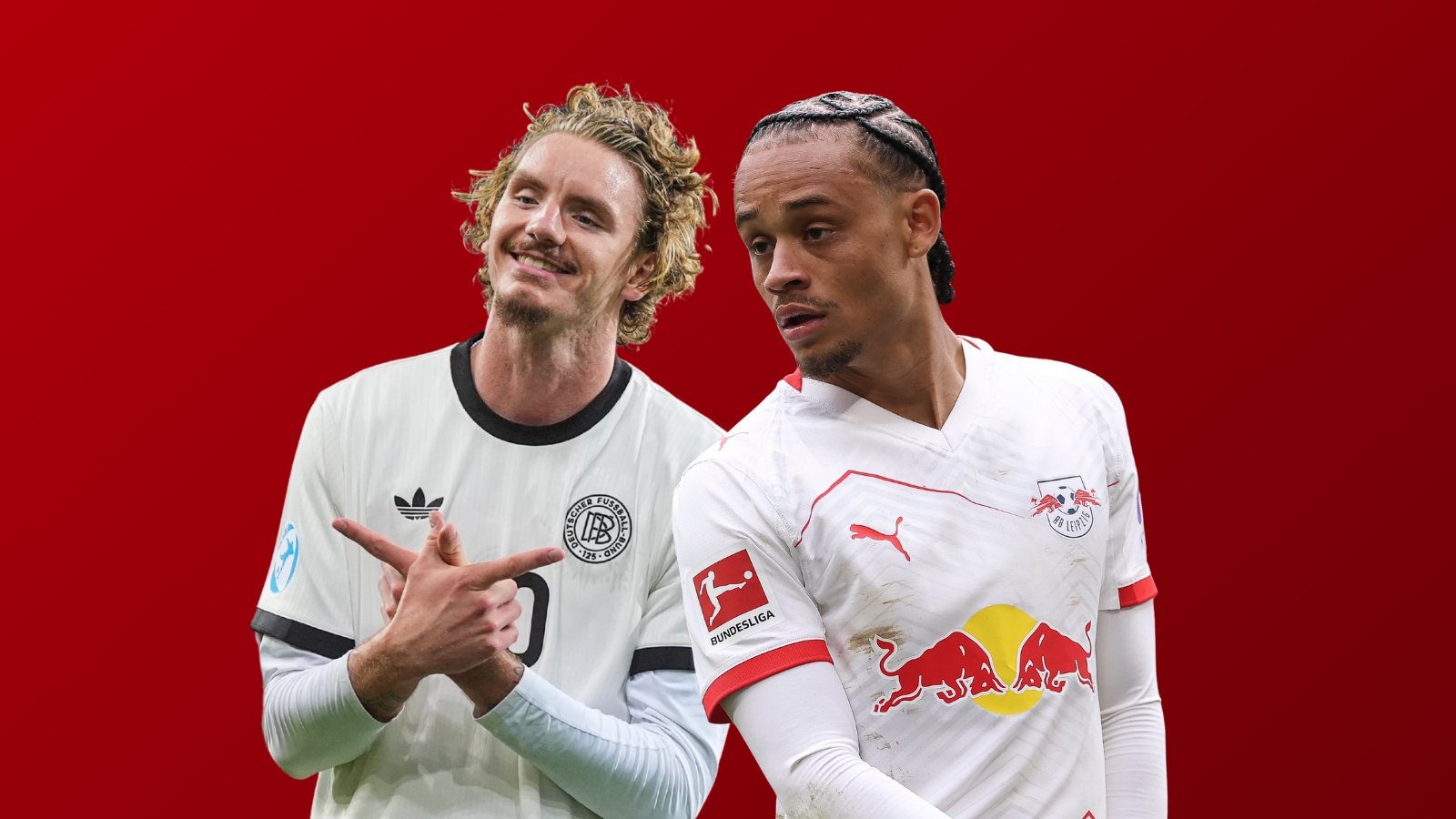 Nick Woltemade im Trikot des DFB-Teams und Xavi Simons im Trikot von RB Leipzig. Beide vor rotem Hintergrund. Beide wurden mit dem FC Bayern in Verbindung gebracht.