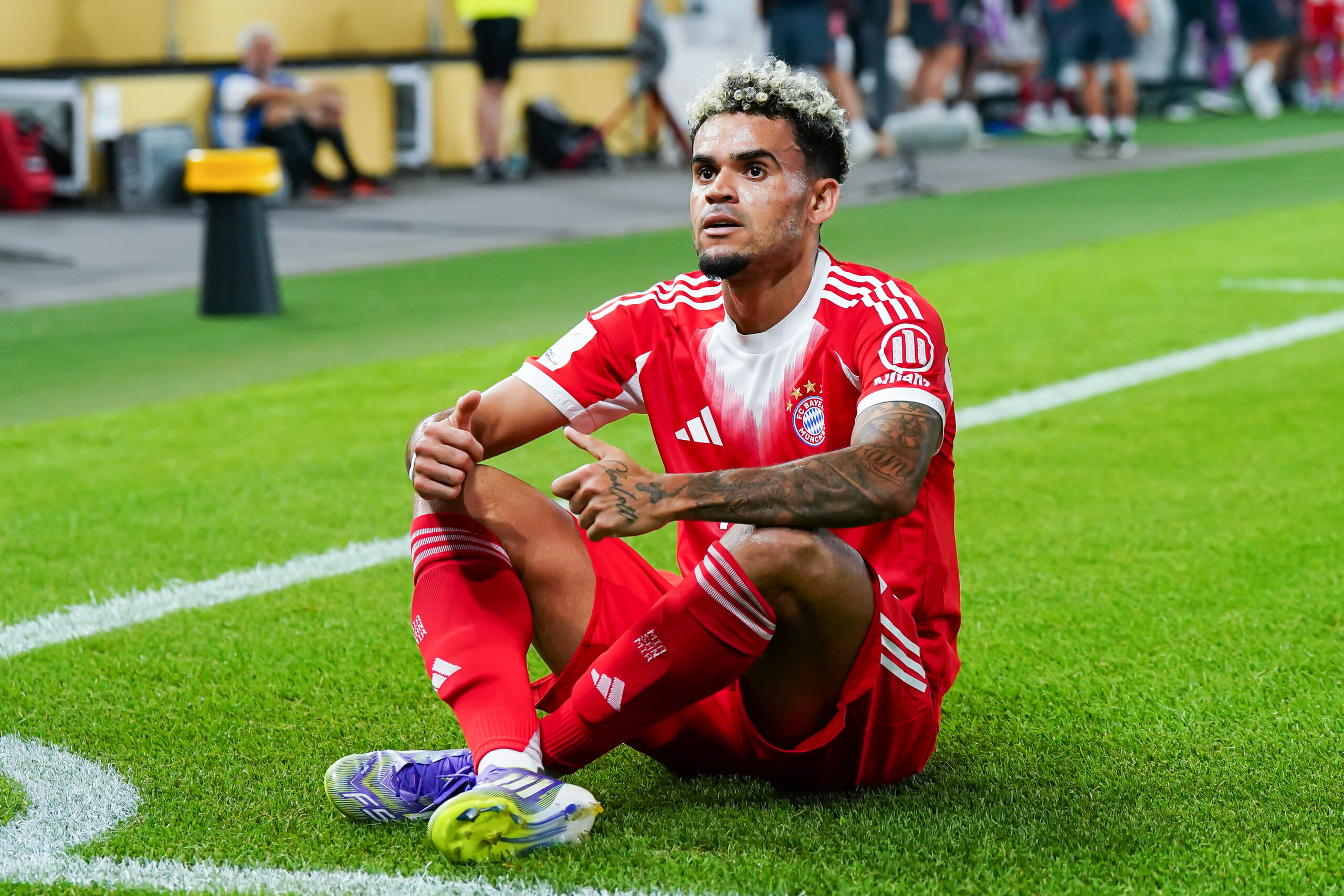 Luis Diaz jubelt im Trikot des FC Bayern über sein erstes Tor. Was wird die neue Saison bringen?