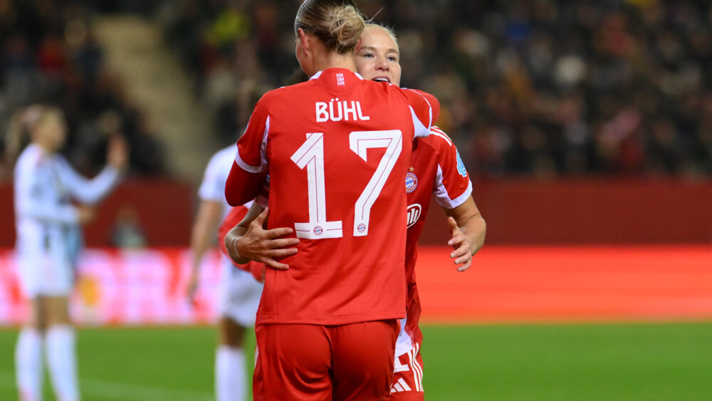 Klara Bühl und Pernille Harder (FC Bayern) - ein Traum-Duo