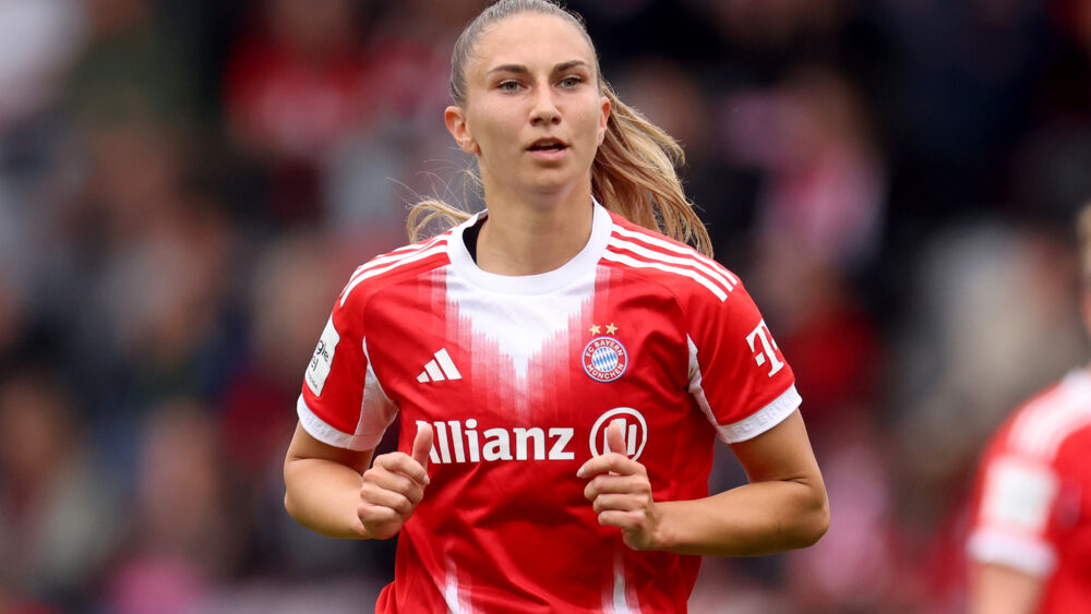 Katharina Naschenweng (FC Bayern München) im Miasanrot-Interview