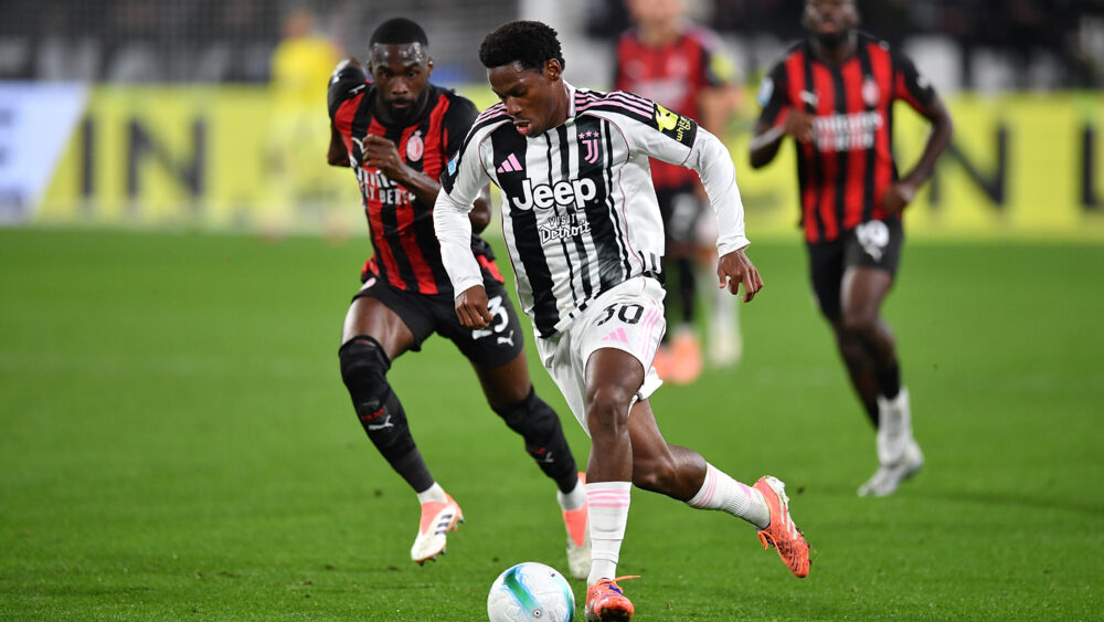 Jonathan David hätte zum FC Bayern wechseln können. Nun stürmt er für Juventus.