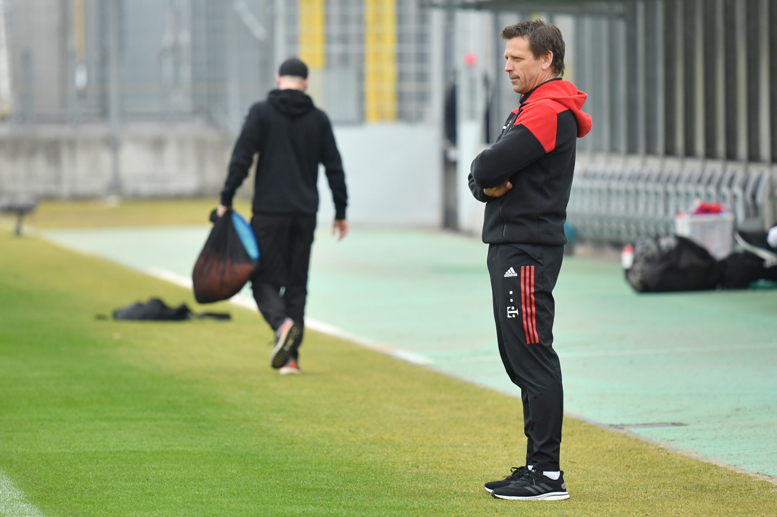 Der FC Bayern München muss sich mit der U21-Bundesliga auseinandersetzen