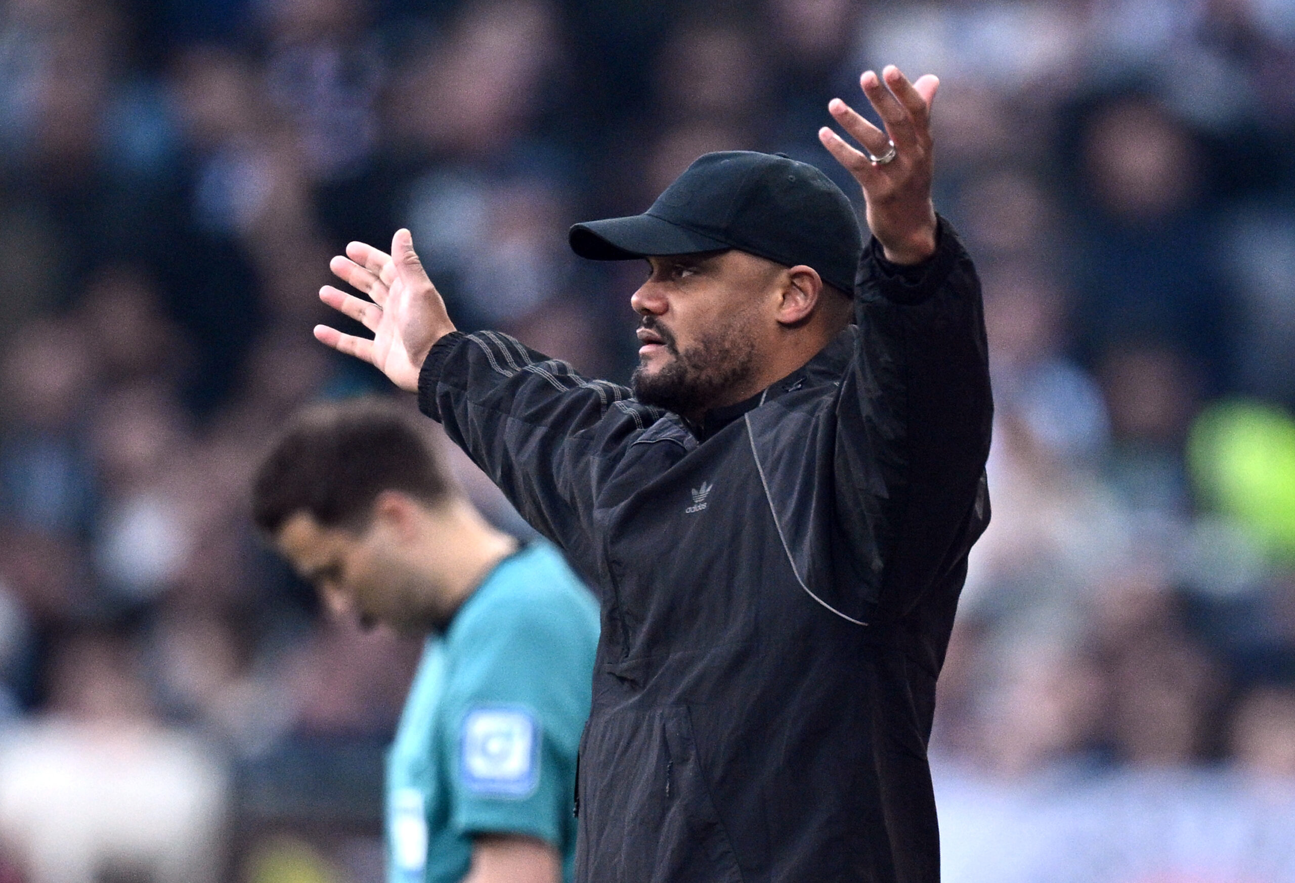 Vincent Kompany (FC Bayern) ist in der Champions League gesperrt.