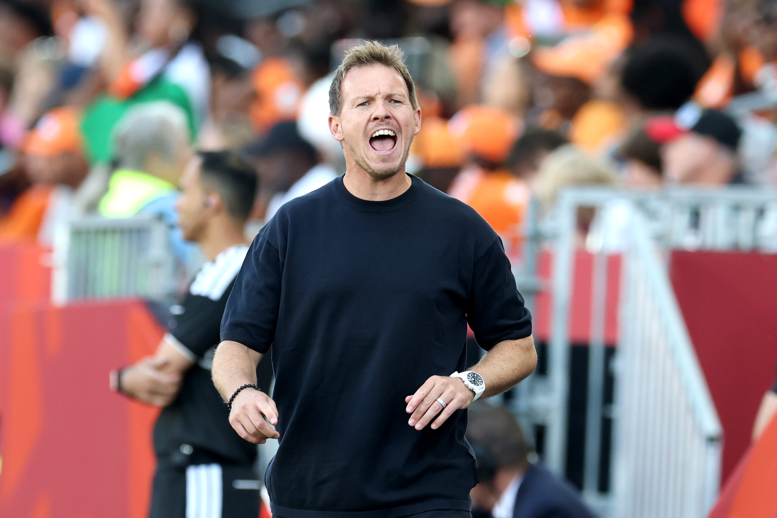 Julian Nagelsmann (DFB-Team) brüllt