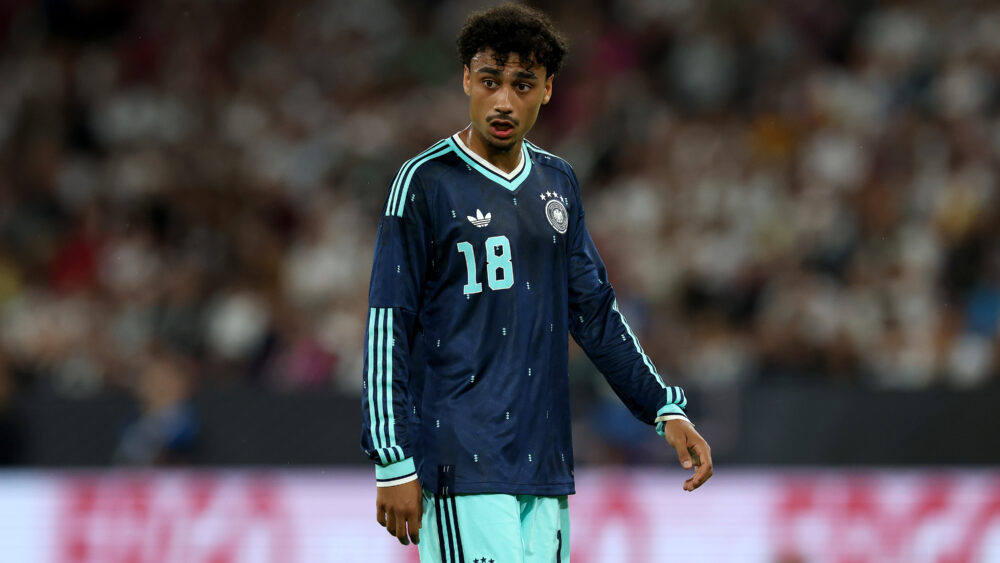 Nathaniel Brown (Bald FC Bayern, hier im DFB-Trikot)