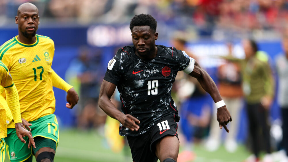 Alphonso Davies (FC Bayern) feiert bei der WM 2026 sein Comeback.