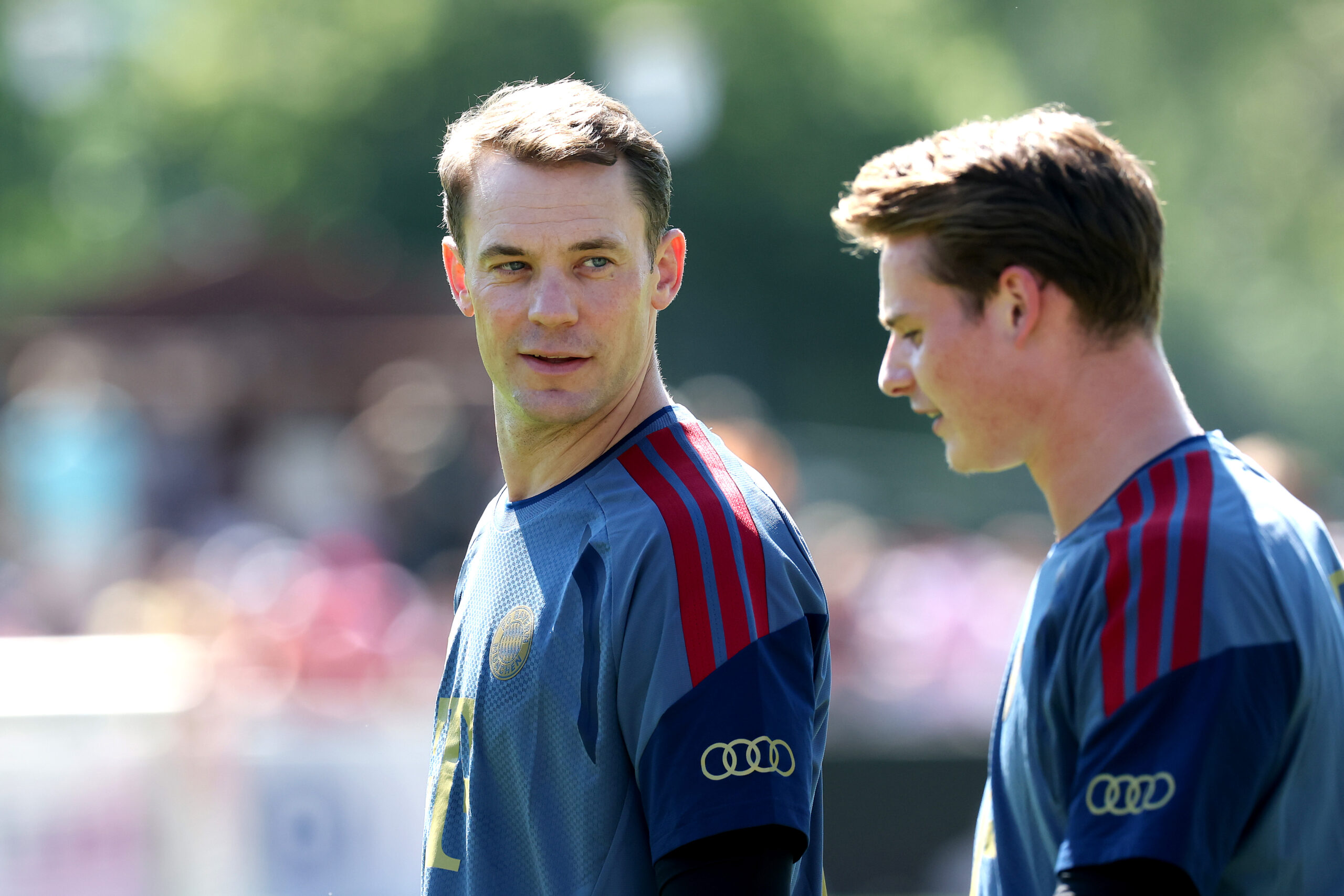 Manuel Neuer und Jonas Urbig im Trainingslager am Tegernsee