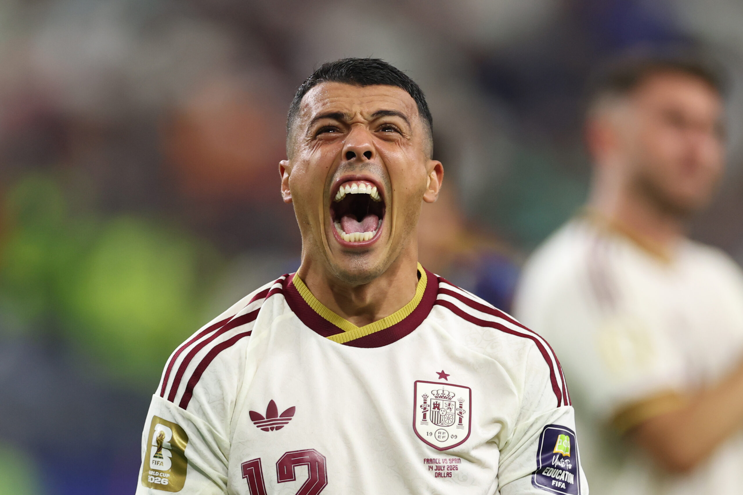 Pedro Porro jubelt über den Sieg von Spanien gegen Frankreich bei der WM 2026.