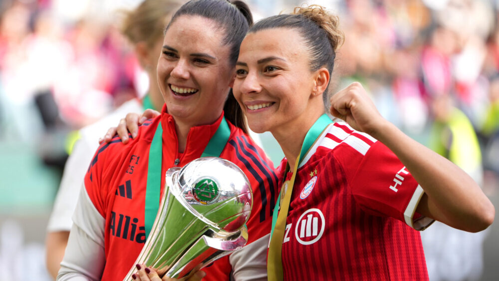 Wer ersetzt Georgia Stanway beim FC Bayern? Arianna Caruso (rechts) hat große Chancen auf einen Stammplatz zu Saisonbeginn