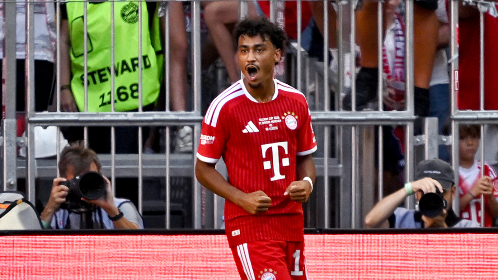 Nathaniel Brown (FC Bayern)