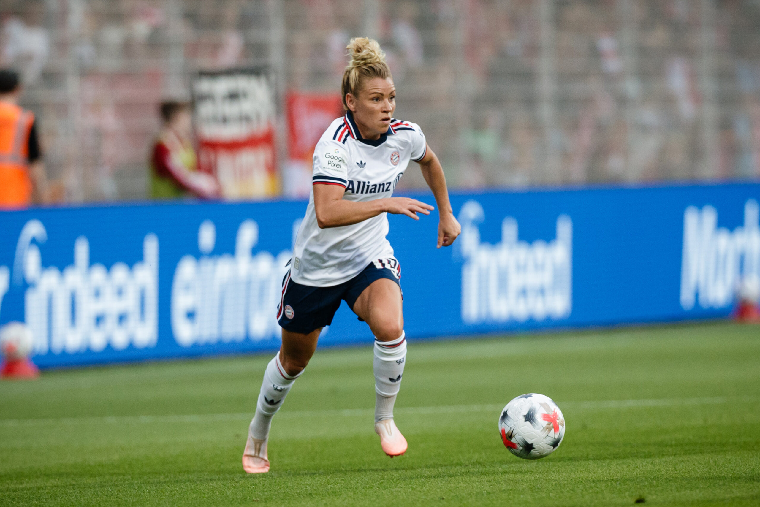 Linda Dallmann (FC Bayern)