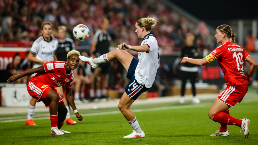 Alara (FC Bayern Frauen)