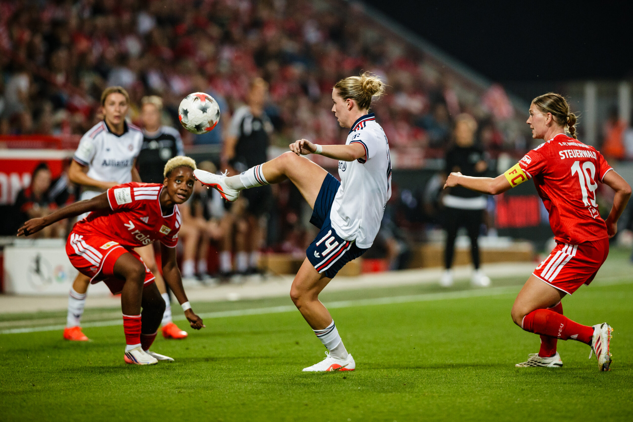 Alara (FC Bayern Frauen)