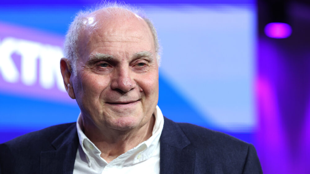 Uli Hoeneß (FC Bayern) teilt gegen die UEFA aus